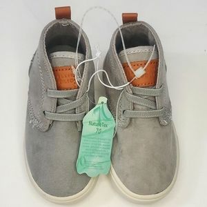 Perry Ellis baby boy high tops size 6